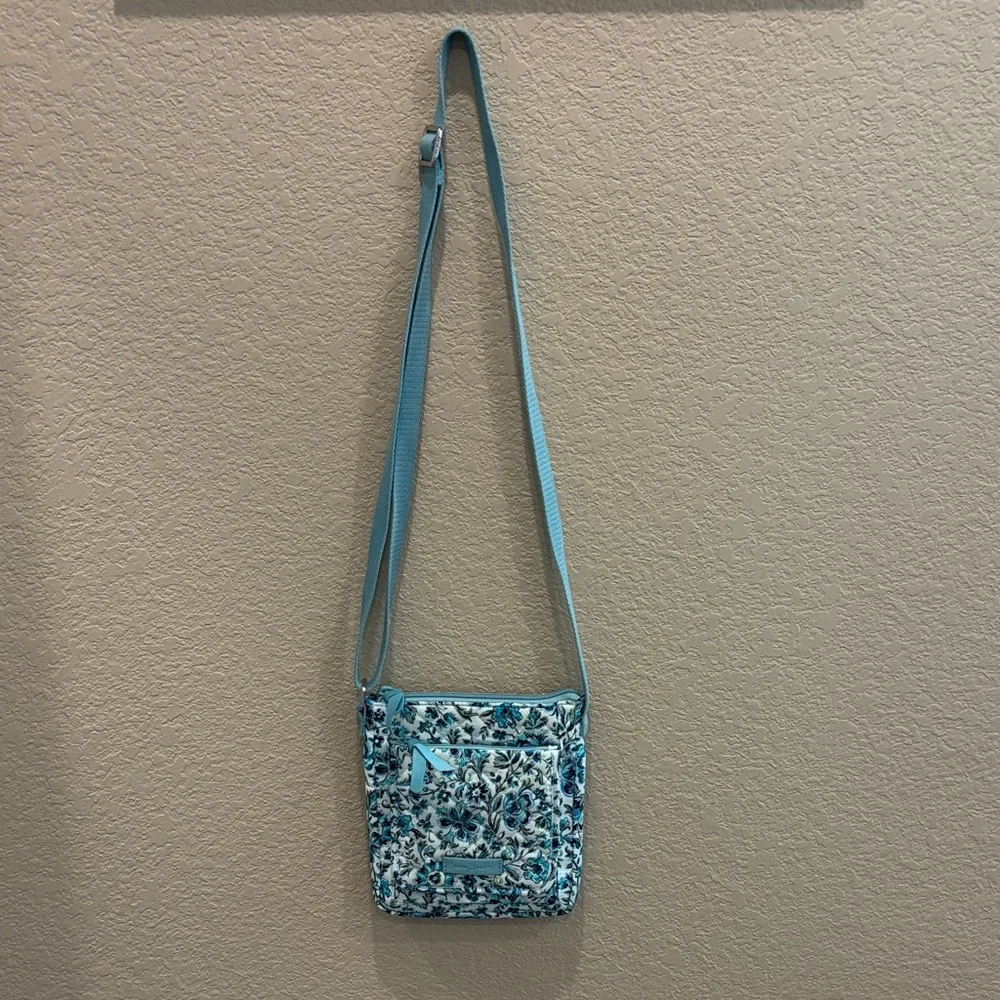 Vera Bradley Blue Floral Crossbody Bag - Picture 4 of 11